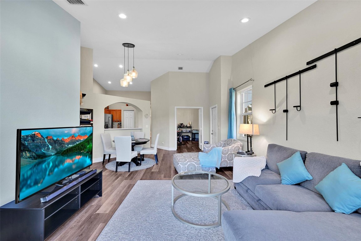 Inverrary Village 94-16 B - Residential