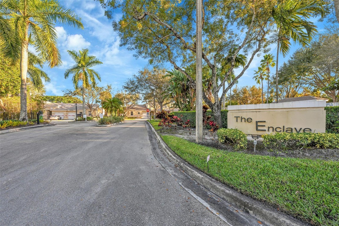 Inverrary Village 94-16 B - Residential