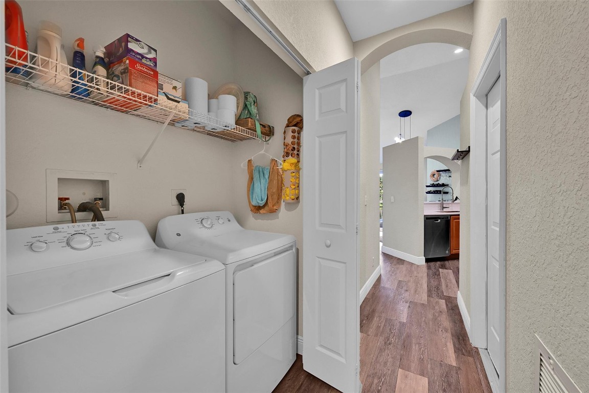 Inverrary Village 94-16 B - Residential