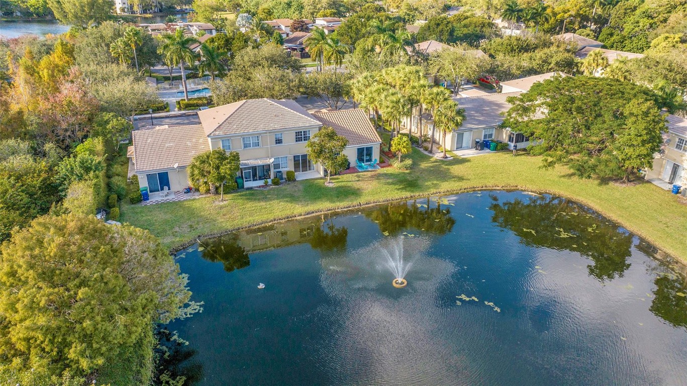 Inverrary Village 94-16 B - Residential