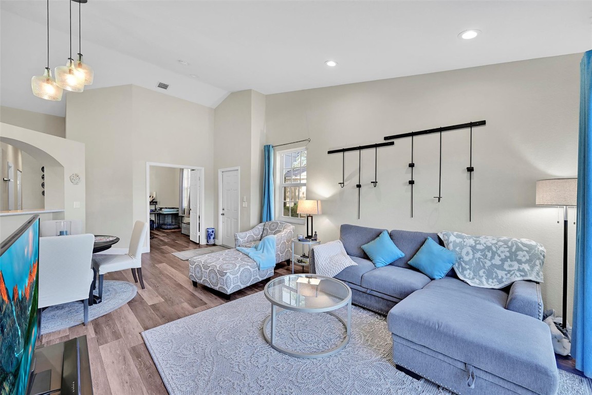 Inverrary Village 94-16 B - Residential