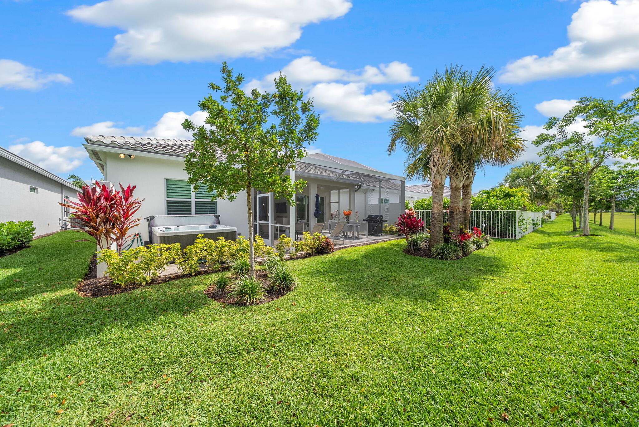 ENCLAVE AT SHERWOOD - Residential