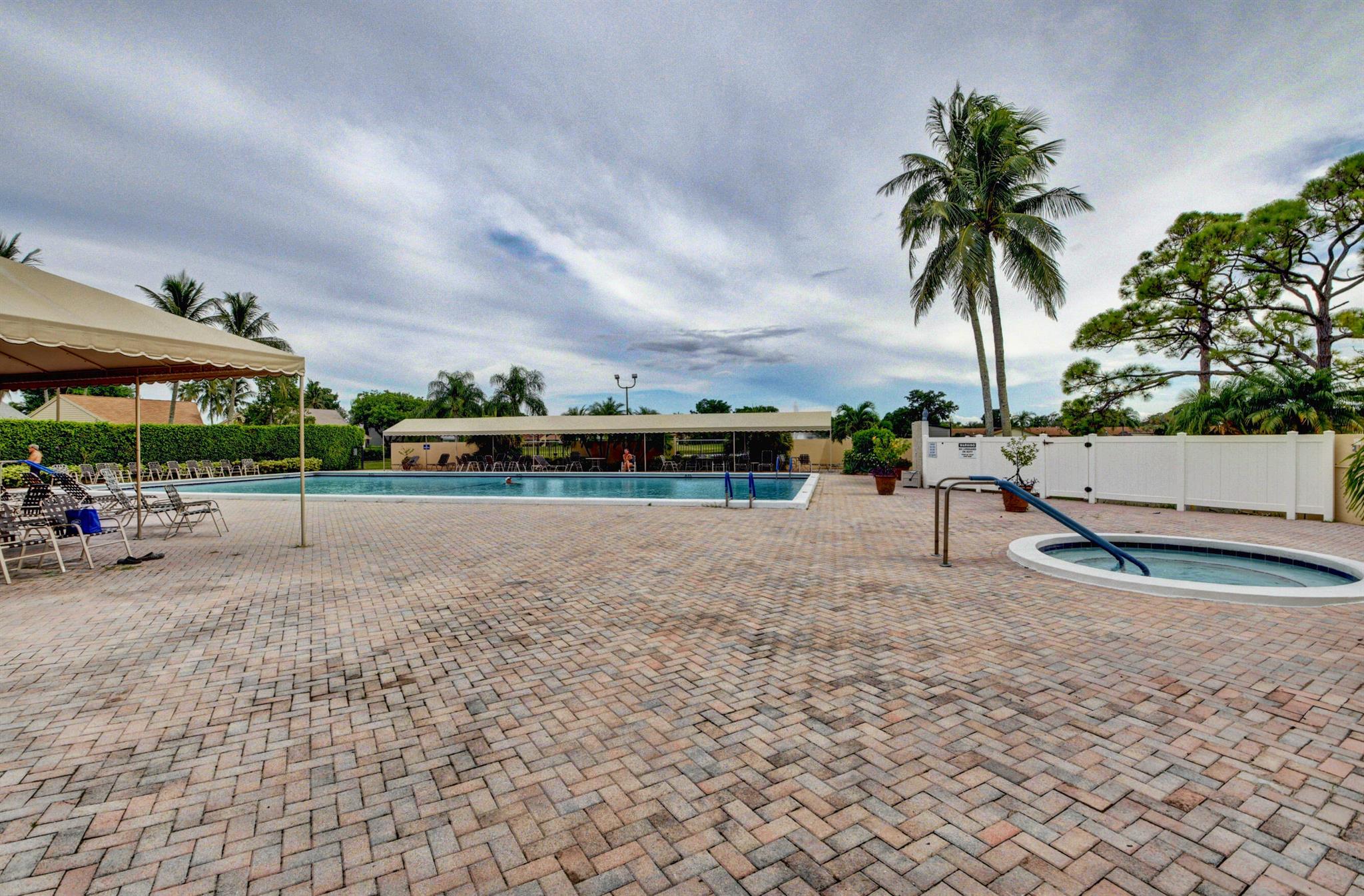 RAINBERRY BAY - Residential