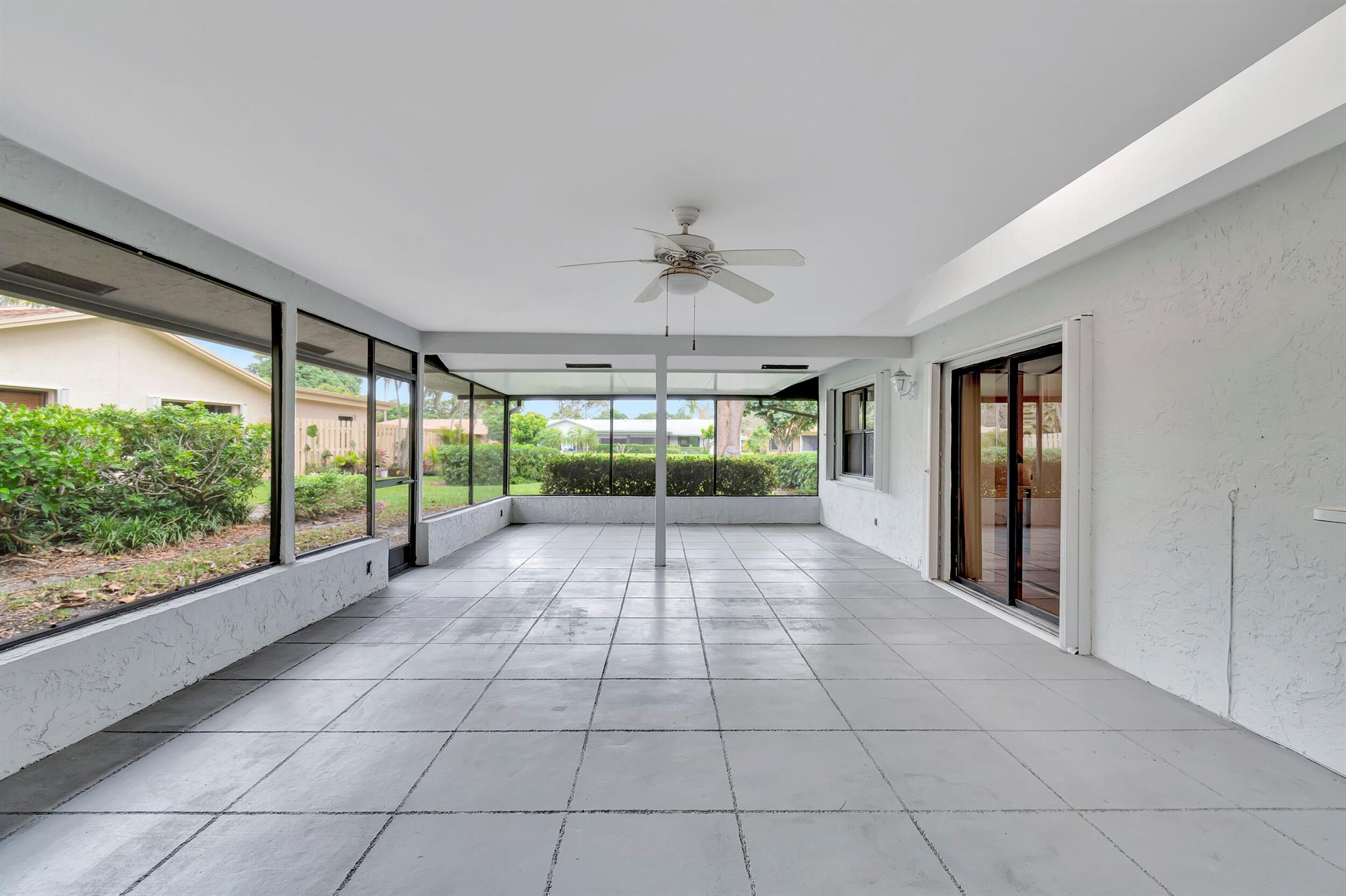 RAINBERRY BAY - Residential