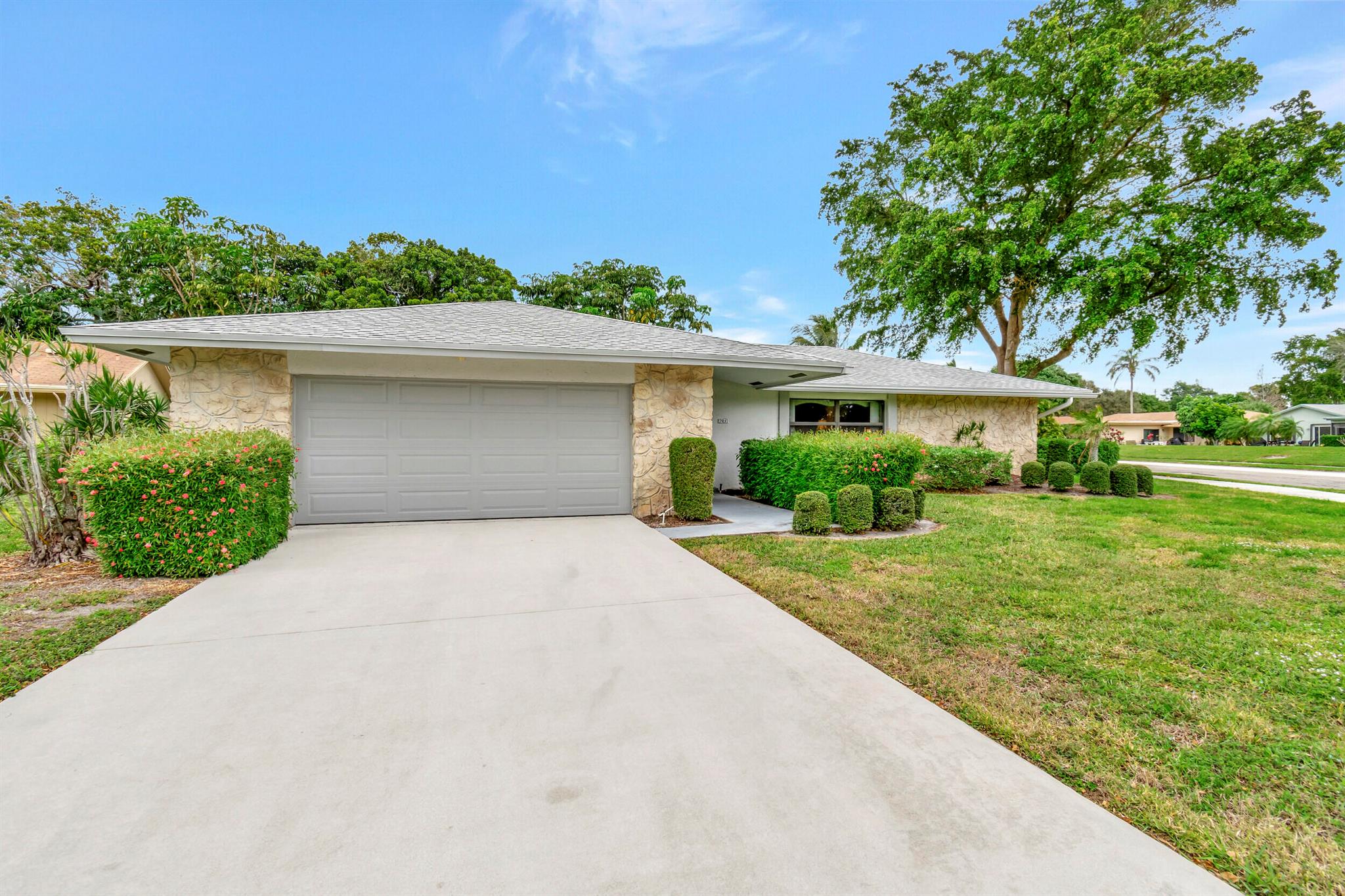 RAINBERRY BAY - Residential