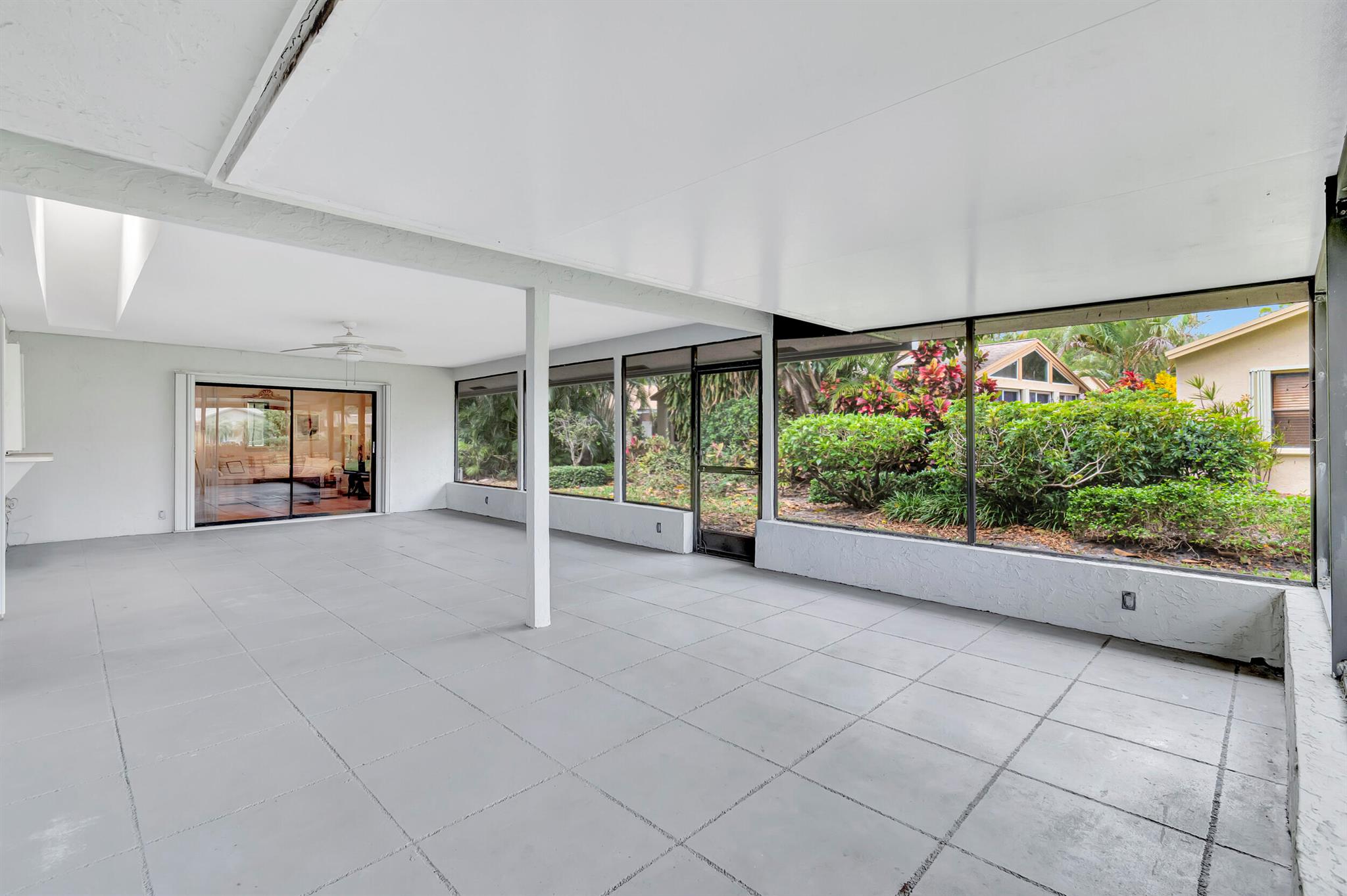 RAINBERRY BAY - Residential