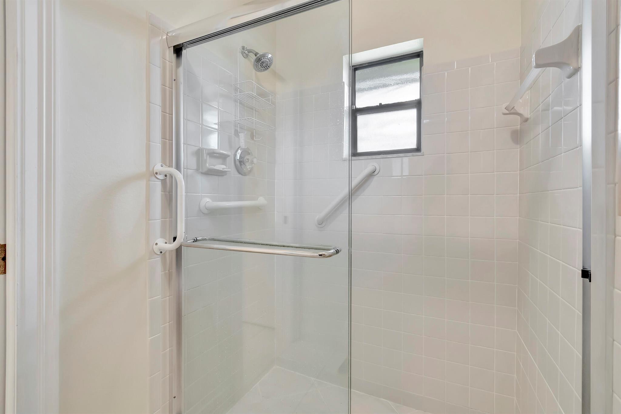 RAINBERRY BAY - Residential