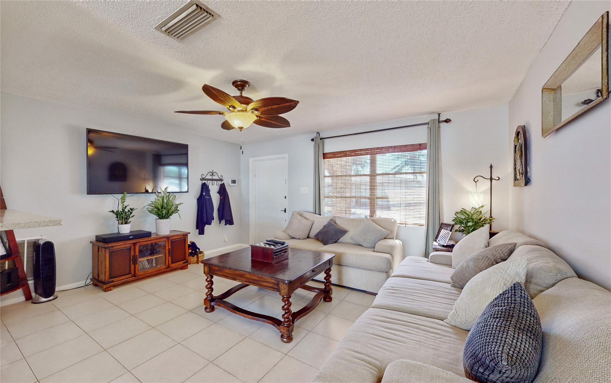 Crystal Lake 4th Sec 66-1 - Residential