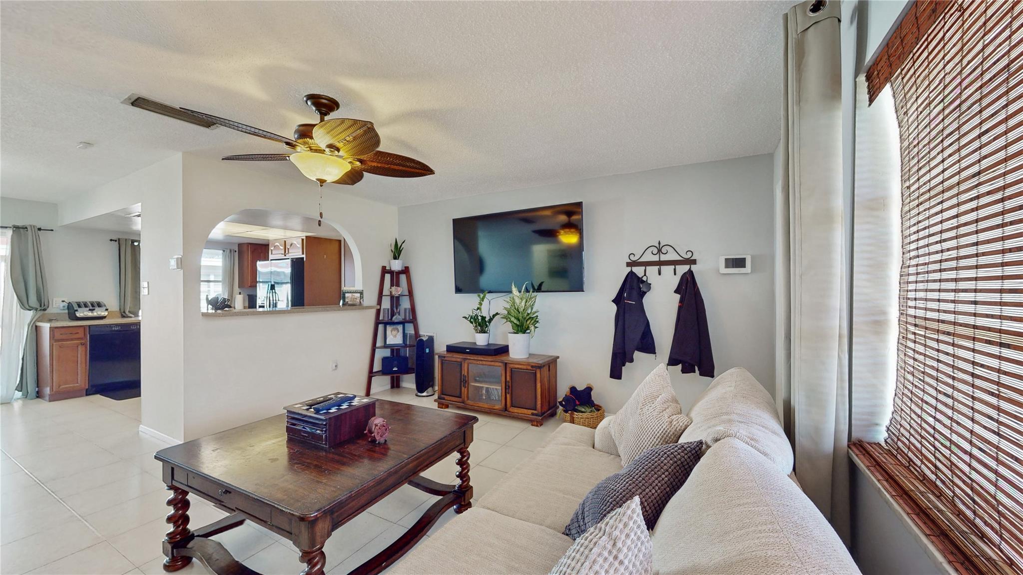 Crystal Lake 4th Sec 66-1 - Residential
