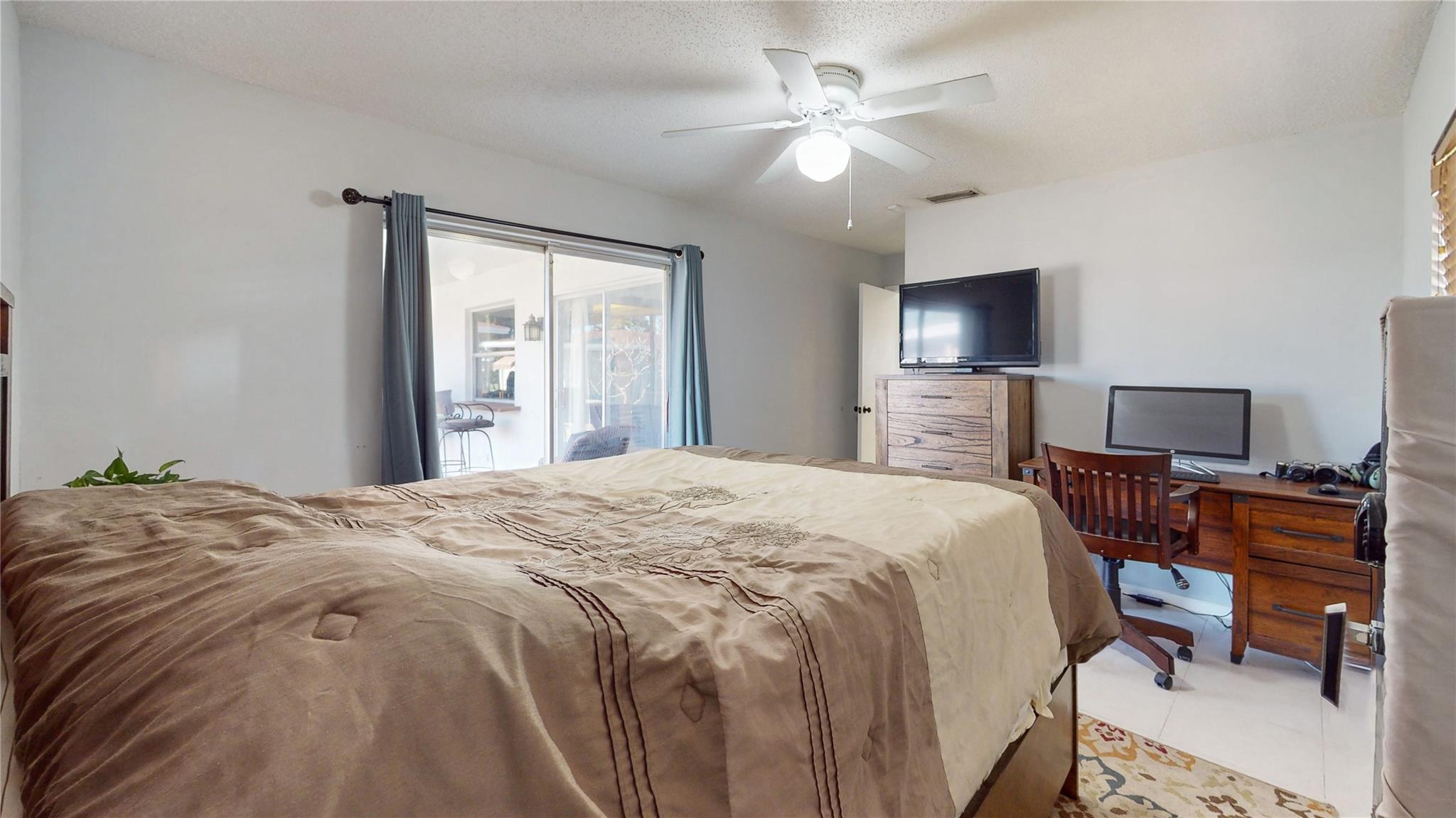 Crystal Lake 4th Sec 66-1 - Residential