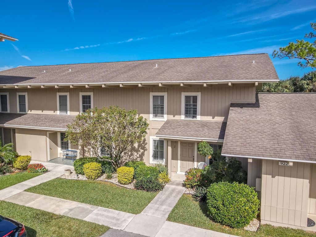 Photo of 9229 SE Riverfront Terrace #J, Jupiter, FL 33469 (MLS # R10943608)