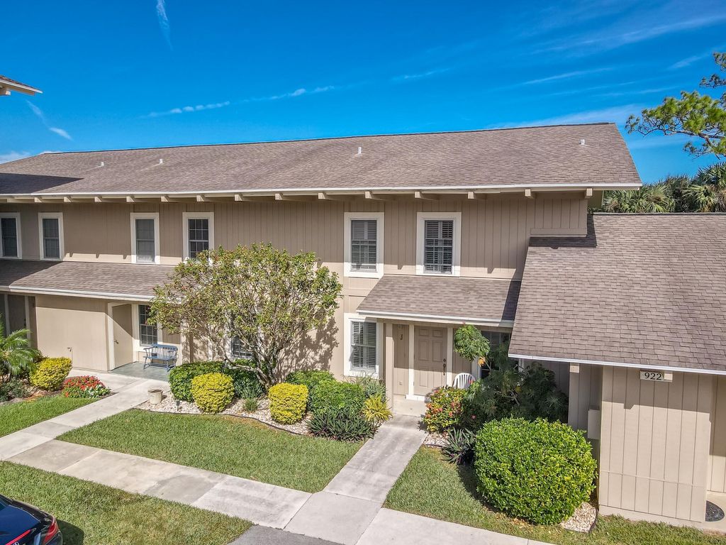 Photo of 9229 SE Riverfront Terrace #J, Jupiter, FL 33469 (MLS # R10943608)