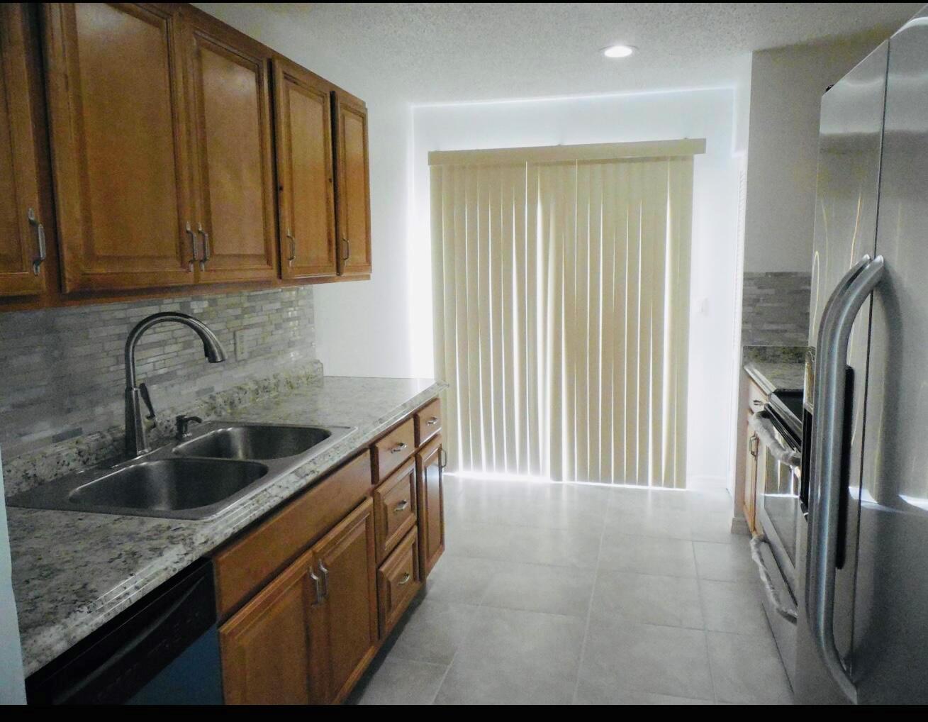 VILLAS OF WINDMILL P - Residential