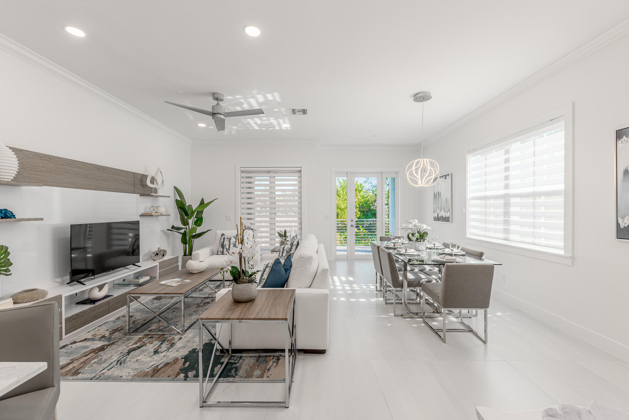 MANATEE ISLES - Residential Lease