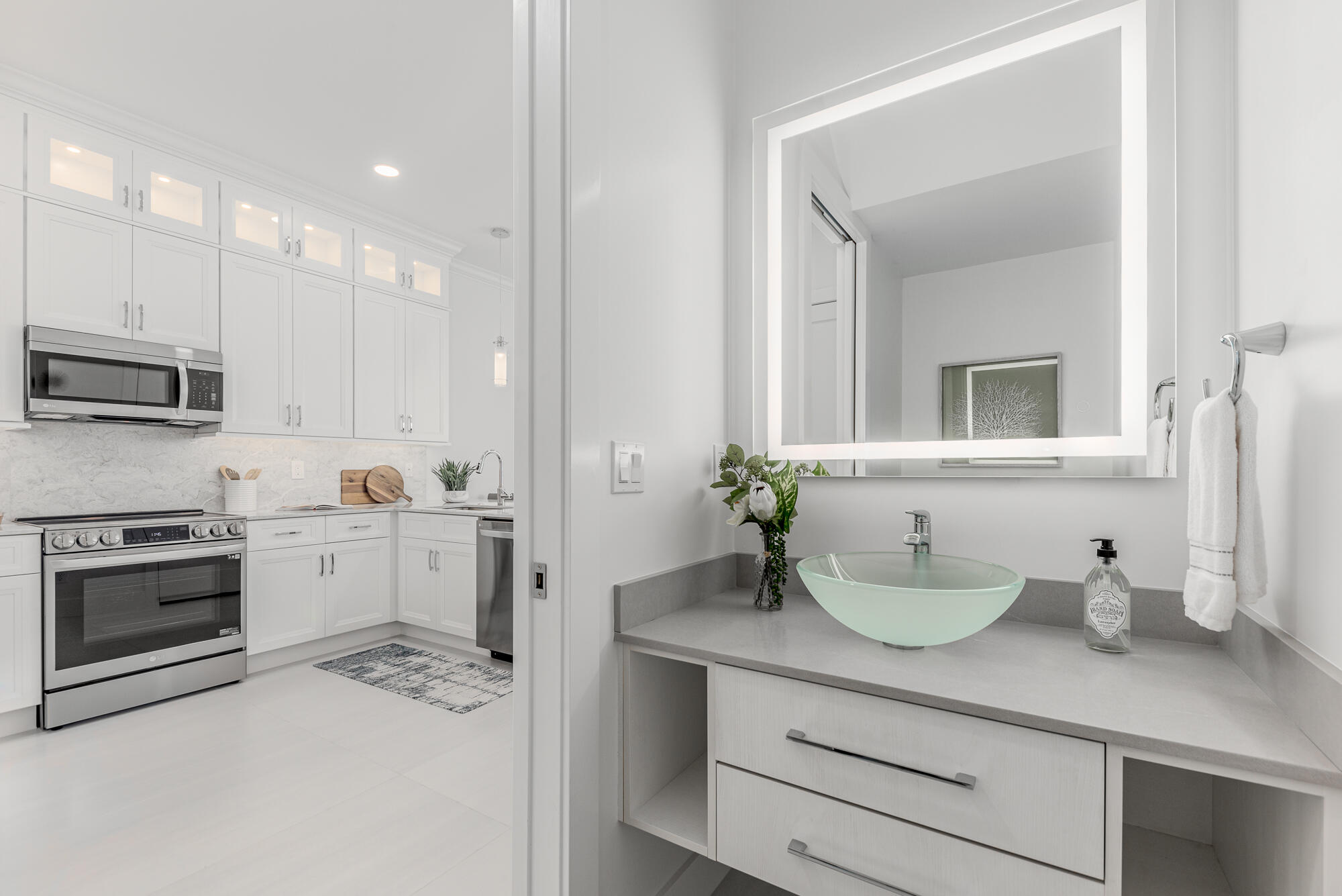 MANATEE ISLES - Residential Lease