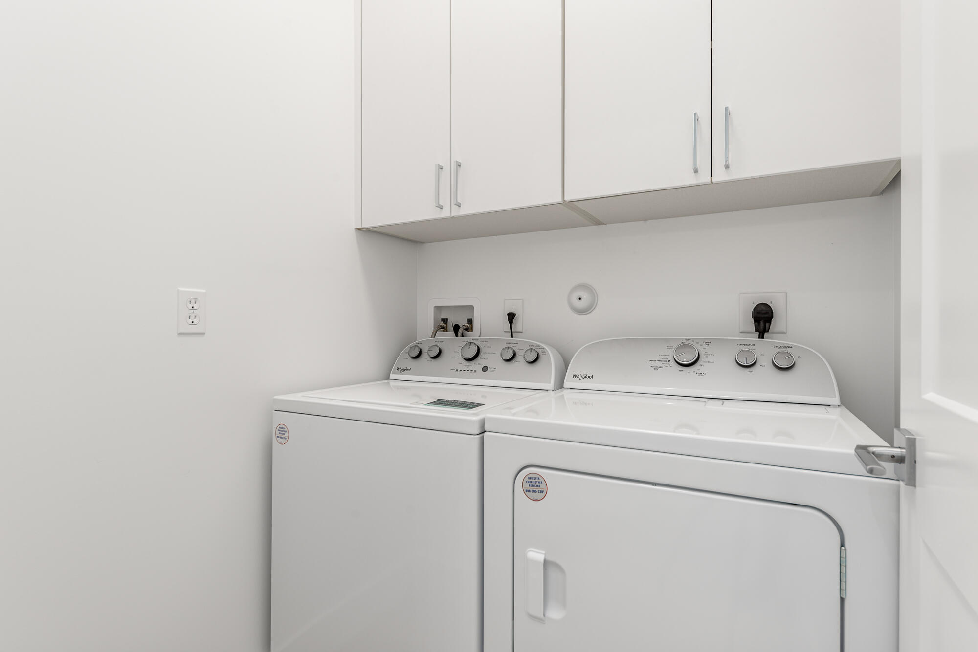 MANATEE ISLES - Residential Lease