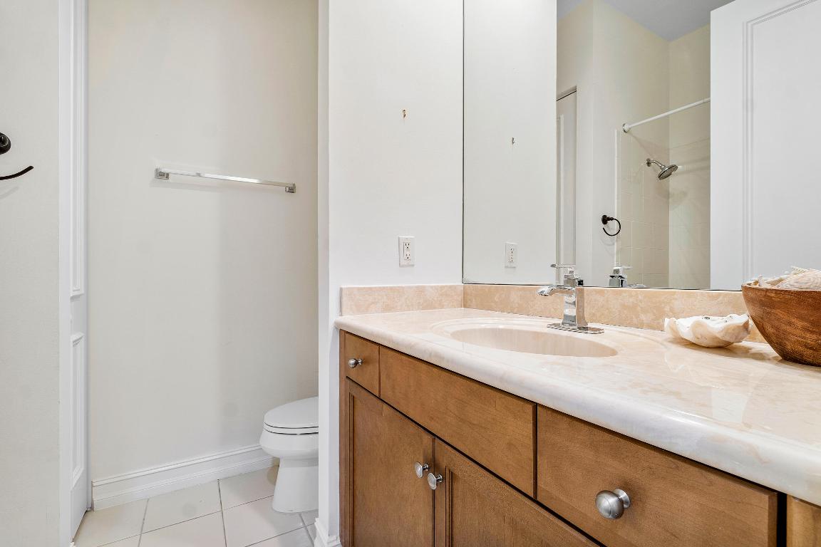 ESTUARY - Residential Lease