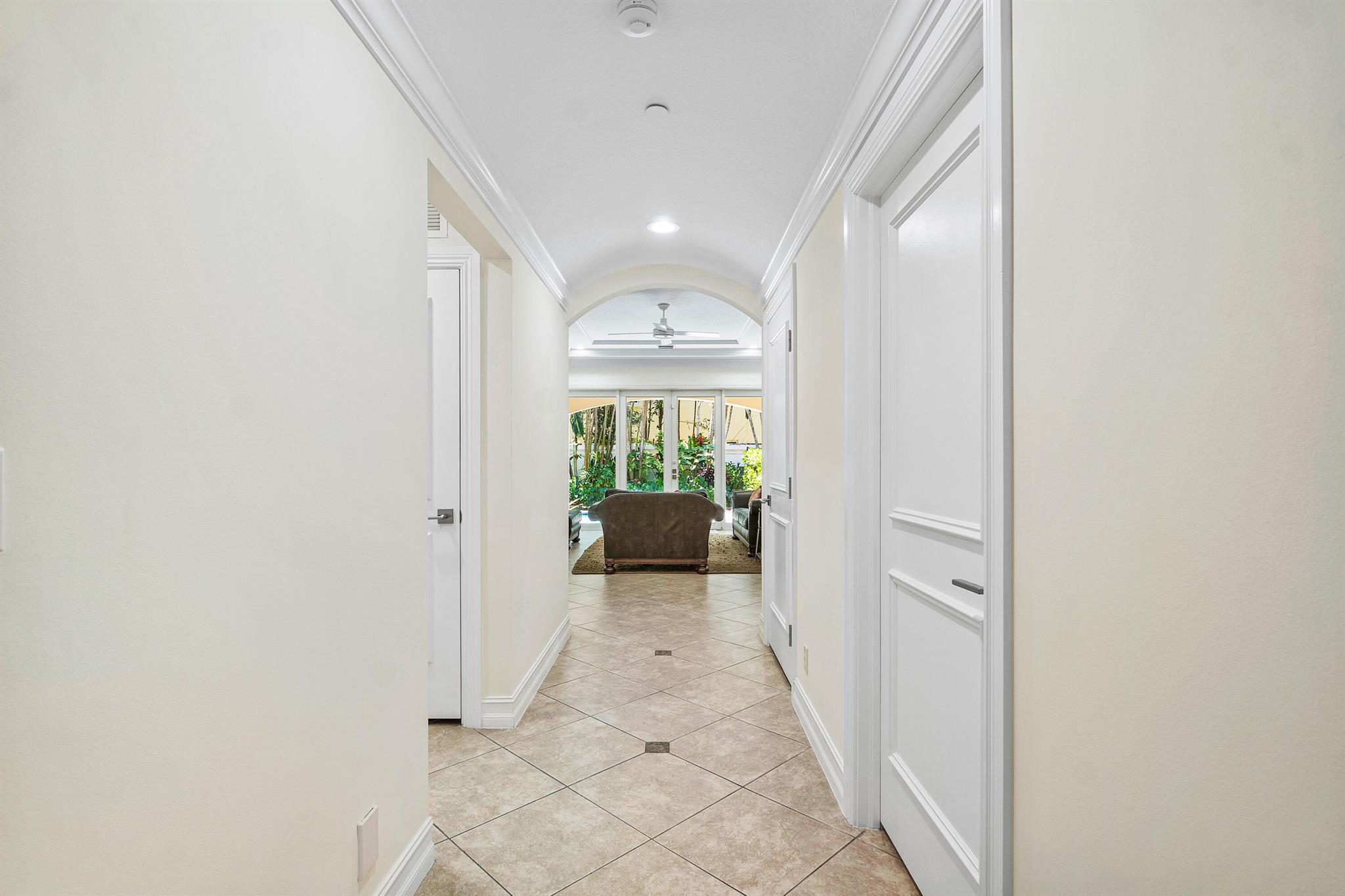 ESTUARY - Residential Lease