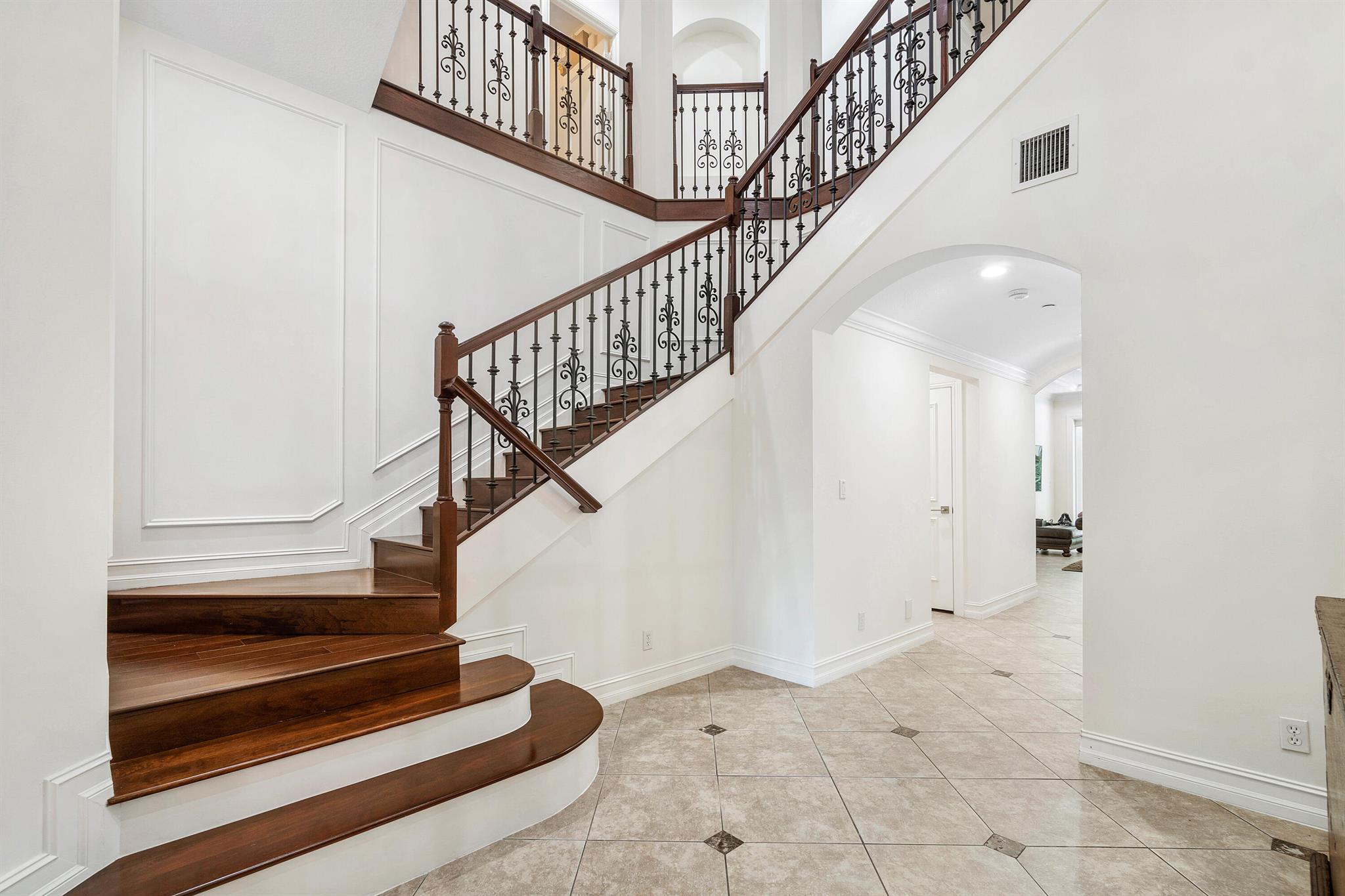 ESTUARY - Residential Lease