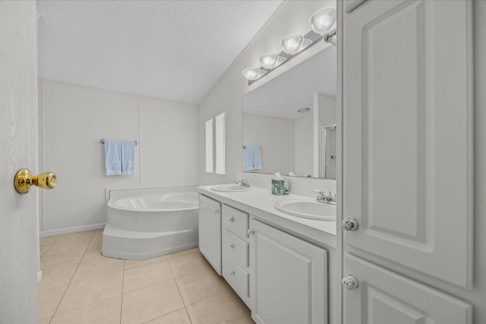 THE PRESERVE AT SAVANNA CLUB - Residential