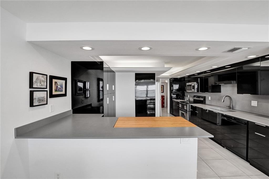 Sea Ranch Club Condo C - Residential Lease