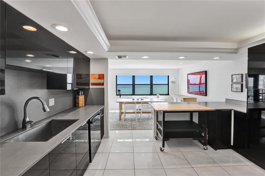 Sea Ranch Club Condo C - Residential Lease