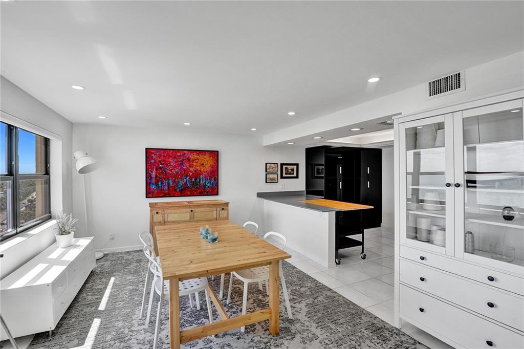 Sea Ranch Club Condo C - Residential Lease