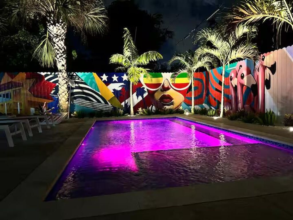 Photo of 322 NW 4th Avenue, Delray Beach, FL 33444 (MLS # R11097043)