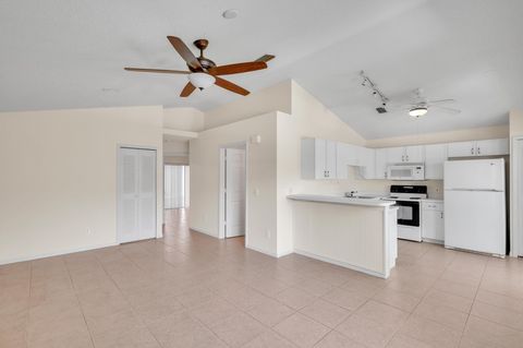 A home in Saint Lucie West