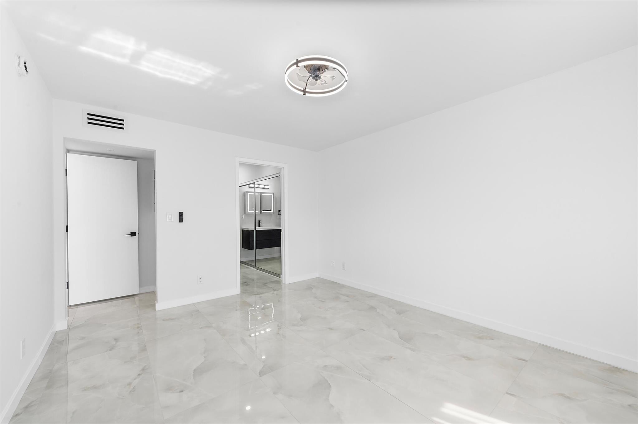 Lakes of Delray - Residential