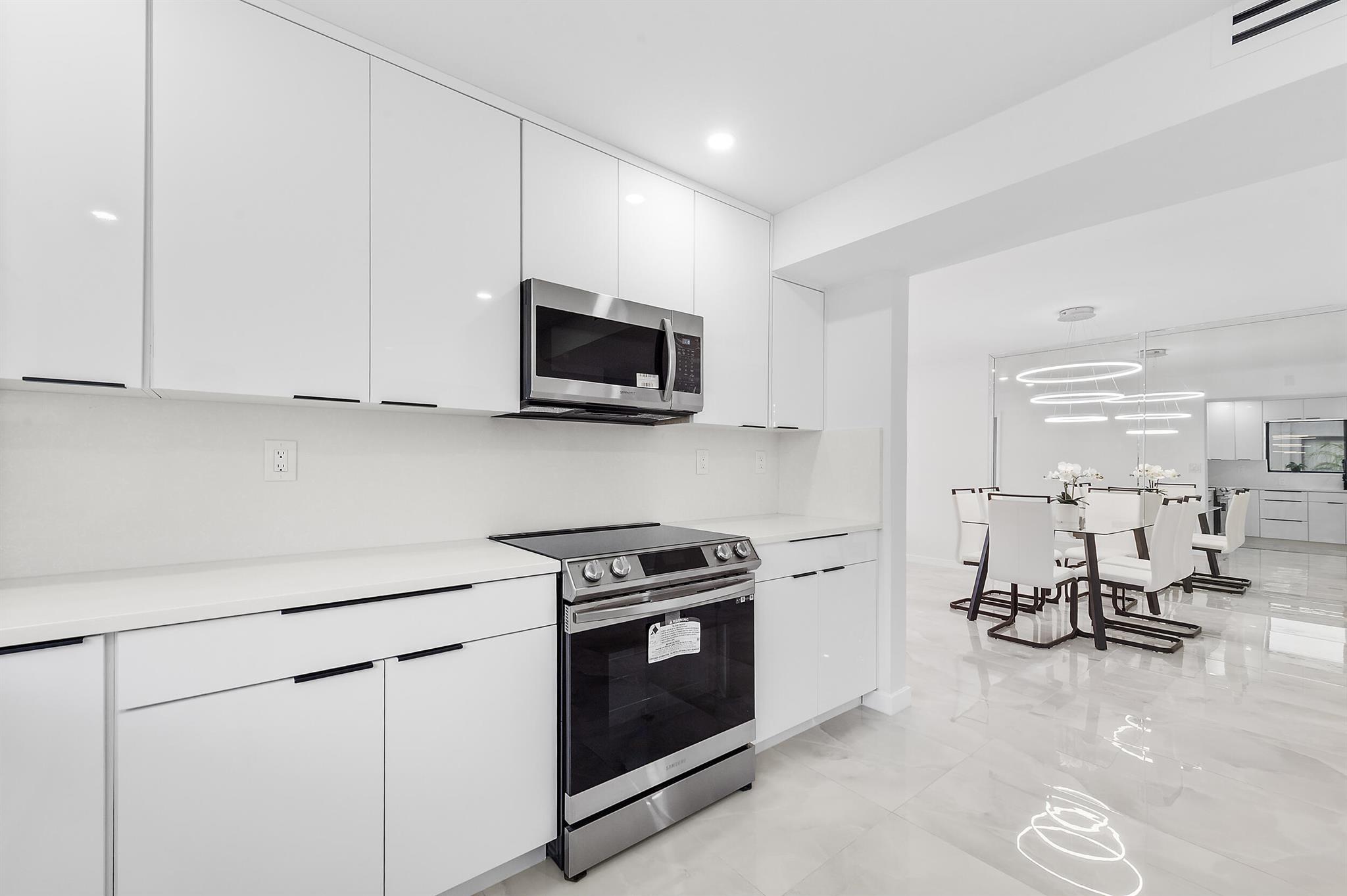 Lakes of Delray - Residential