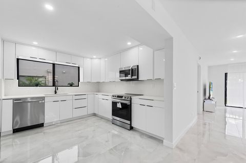 15450 Pembridge Avenue 187 Delray Beach FL 33484