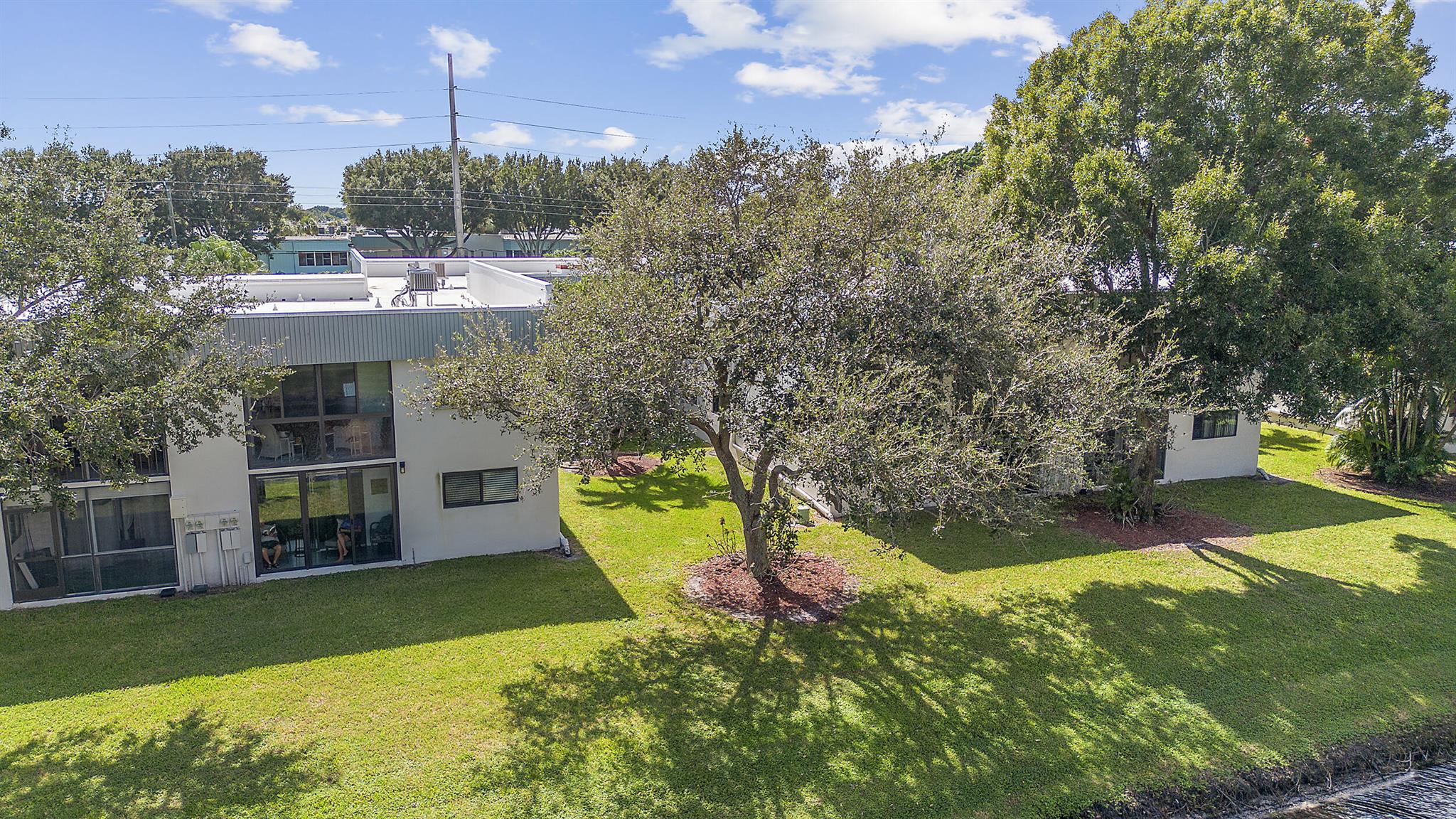 Lakes of Delray - Residential