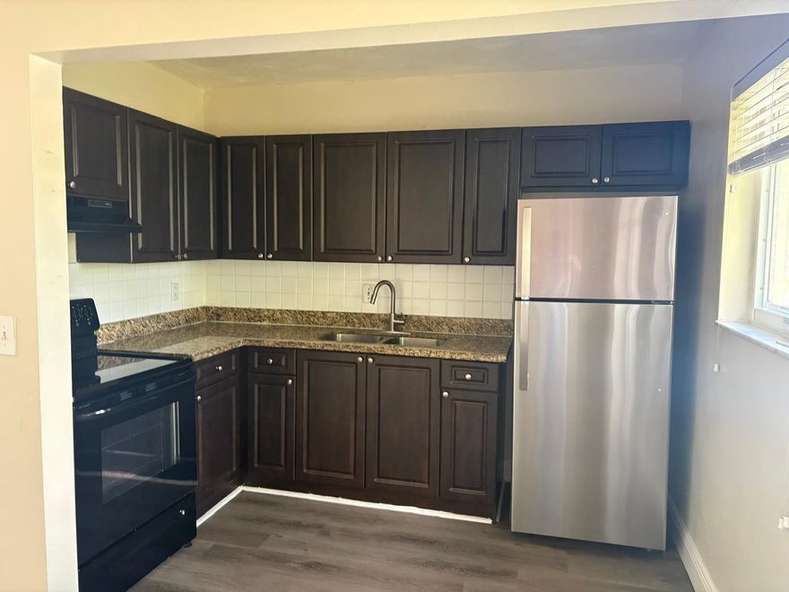 **$995 SECURITY + 1ST MONTH move-in!***(based on income/credit approval).***Updated 700+ square foot 2 bedroom, 1 bathroom unit with washer/dryer in unit available for IMMEDIATE occupancy in the quiet Lush Apartments community. Property & unit features include Central AC, newer flooring, updated kitchen, microwave & cabinetry, newer appliances, large closets with ample space and spacious living room. Utilities include water/trash, sewer, parking, internet/cable. Easy access to Oakland Park Blvd and major highways. FREE CABLE, INTERNET AND WATER!**EASY TO SHOW on LOCKBOX**Schedule through SHOWING TIME**$95 application fee per tenant, $120 married couple. No HOA. Housing vouchers welcome. Our streamlined approval process makes everything a breeze.
