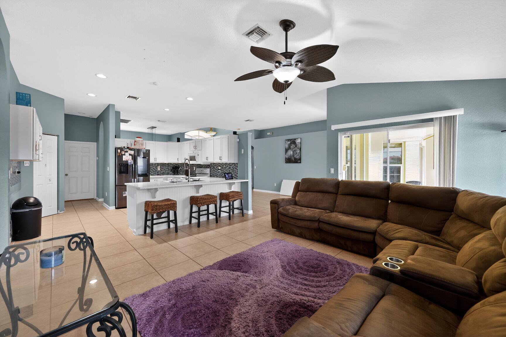 PORT ST LUCIE SECTION 46 1ST REPLAT - Residential