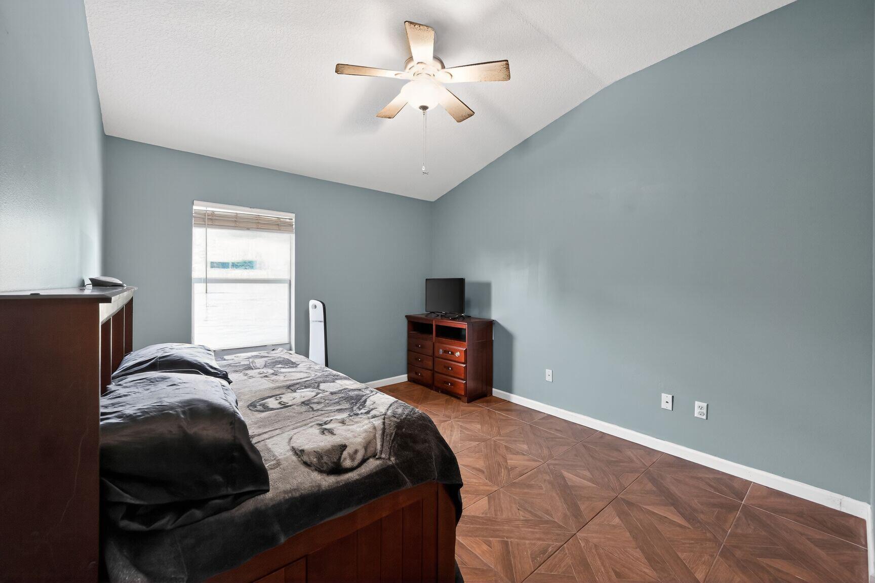 PORT ST LUCIE SECTION 46 1ST REPLAT - Residential