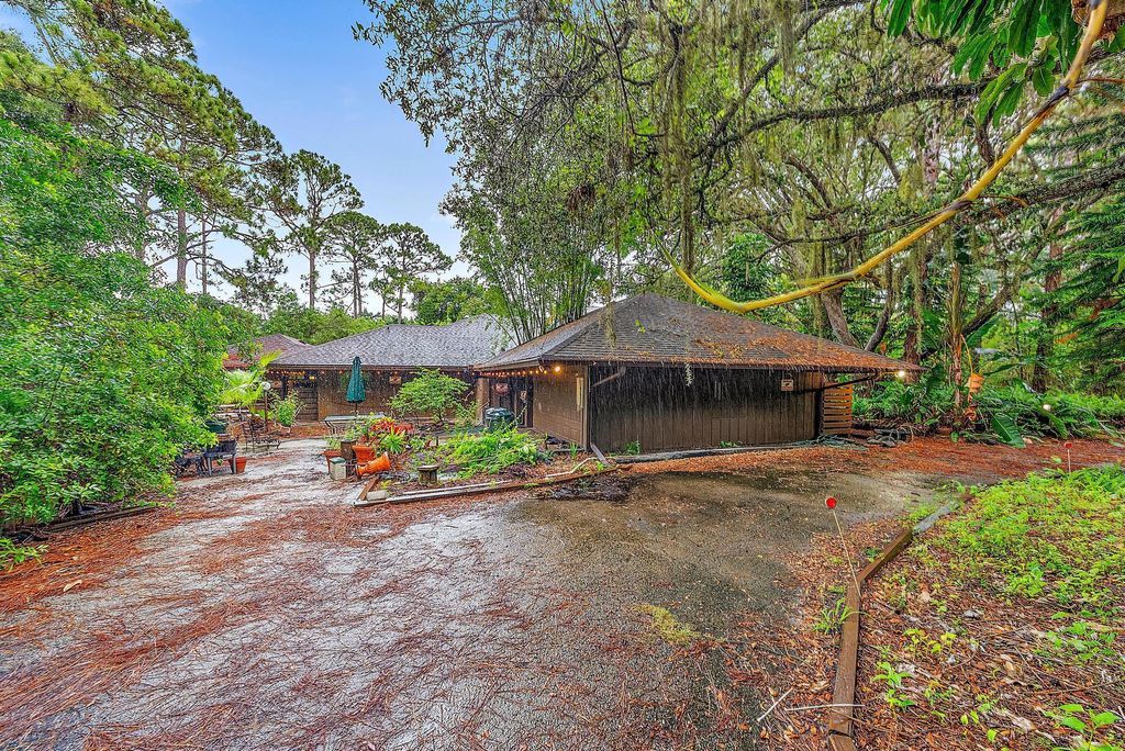 Photo of 1975 SW St Andrews Drive, Palm City, FL 34990 (MLS # R11007205)