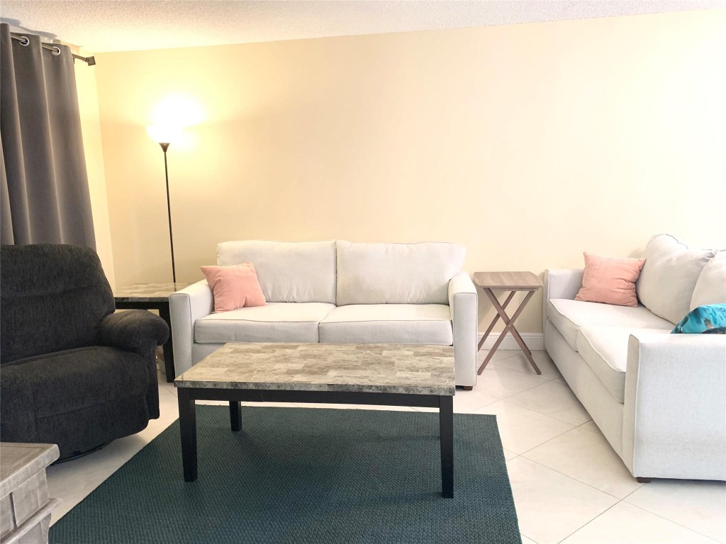 Bella Mar - Residential