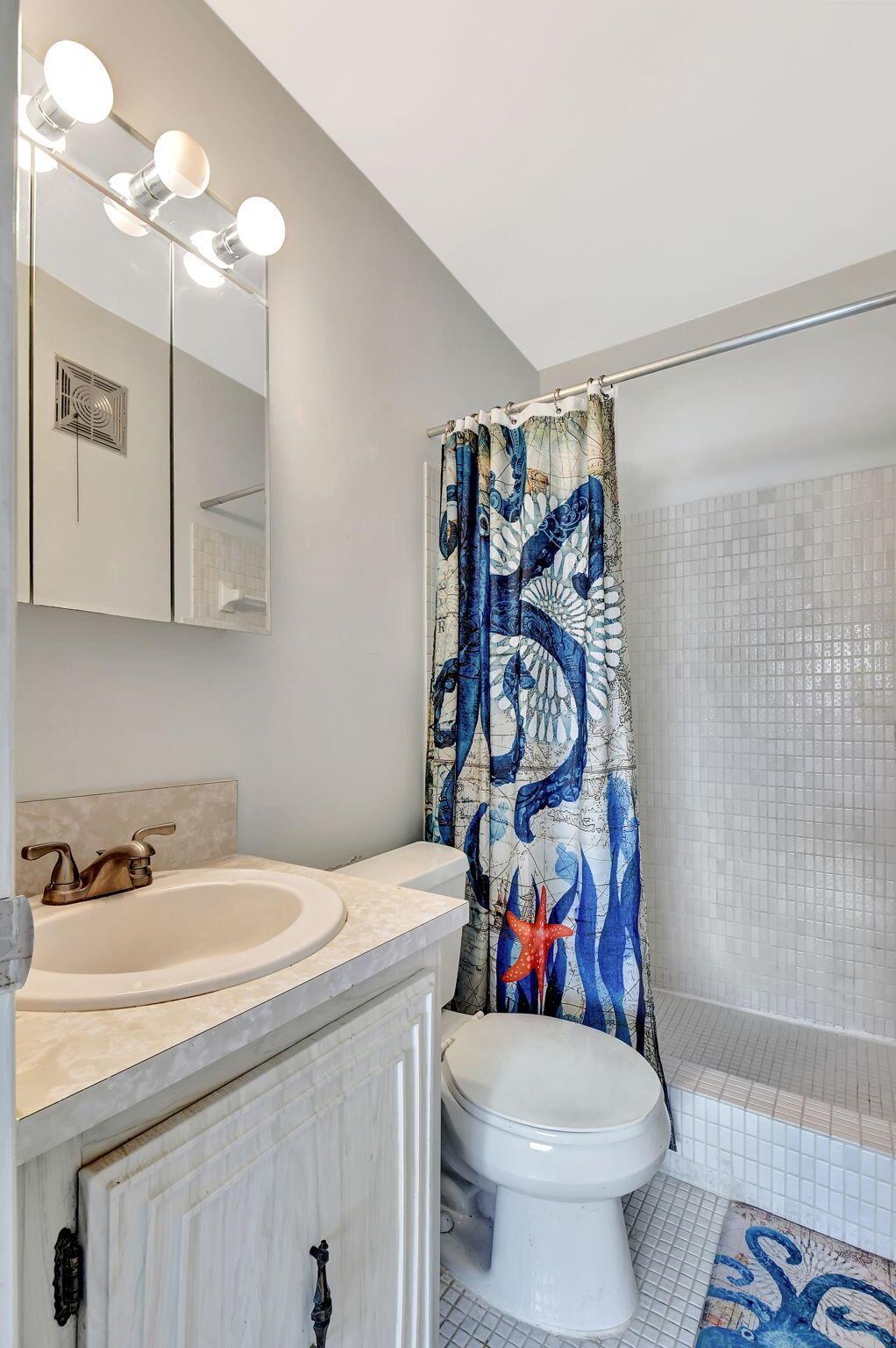 SNUG HARBOR GARDENS CONDO - Residential