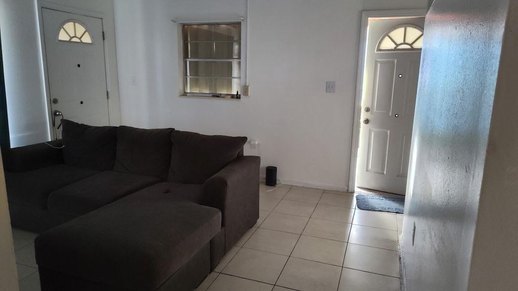 Photo of 1906 N Avenue N, Fort Pierce, FL 34950 (MLS # B26007377)