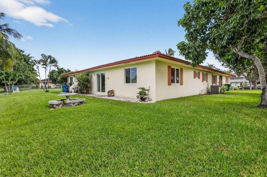 Photo of 10071 NW 36th Street, Coral Springs, FL 33065 (MLS # F10528443)