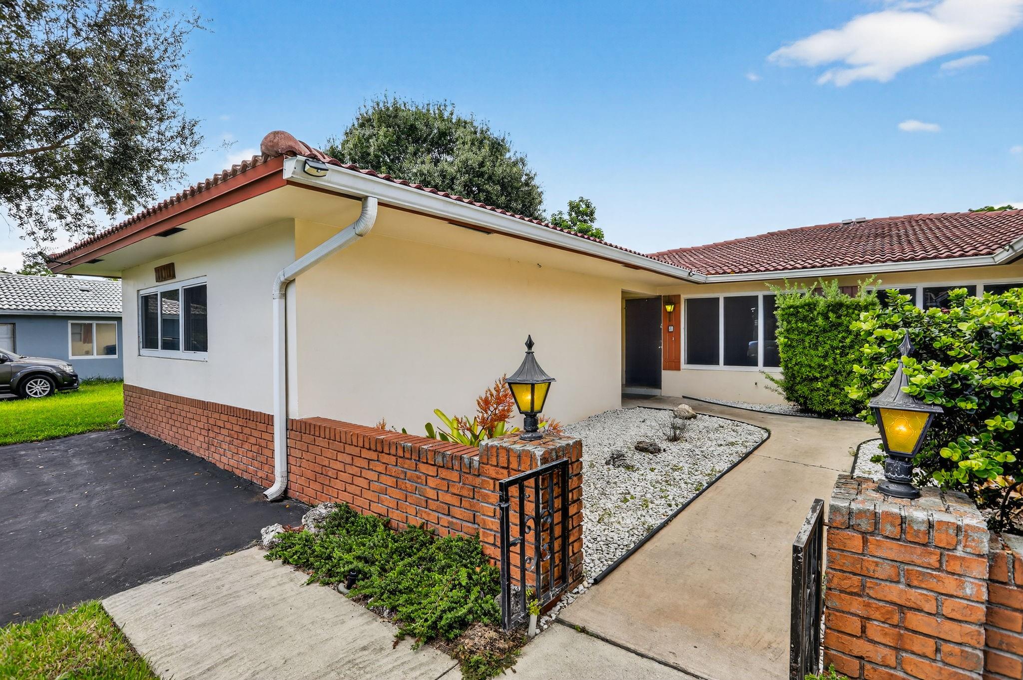 Coral Spgs Lakes 68-12 B - Residential Lease