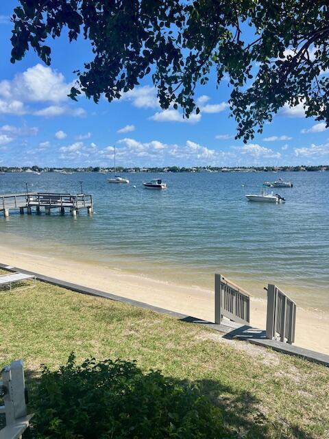 PALM BEACH HOUSE CONDO - Residential