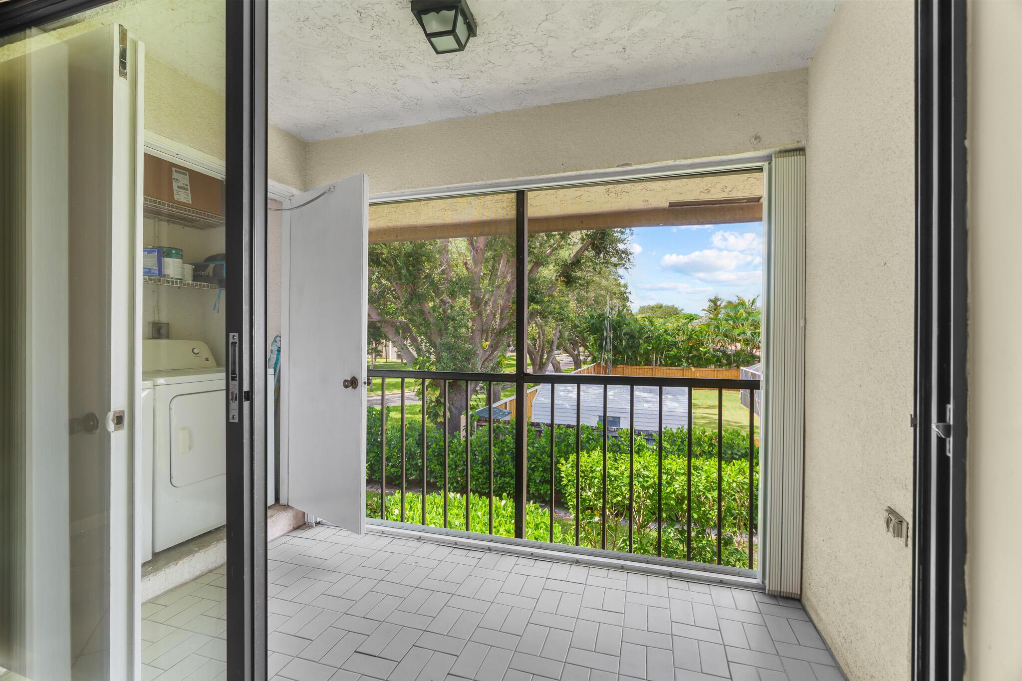 SAN REMO GOLF & TENNIS CL - Residential