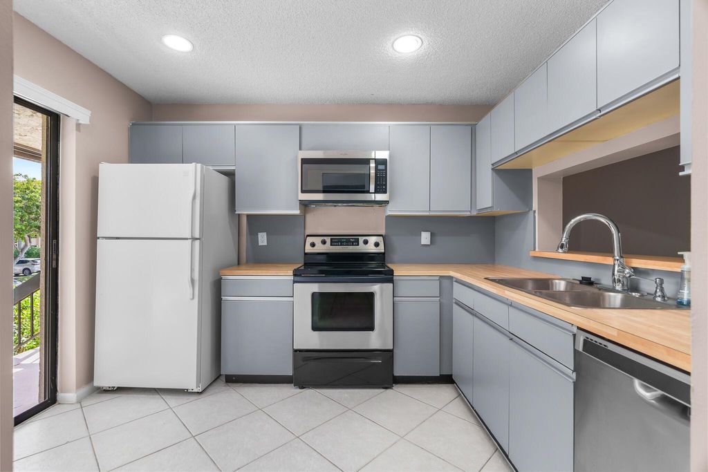 Photo of 5201 W Club Circle #203, Boca Raton, FL 33487 (MLS # R11129346)