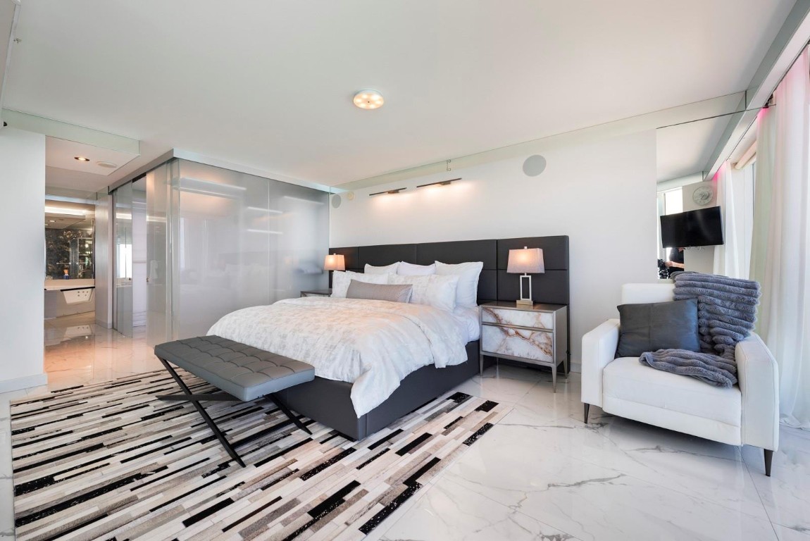 Millennium Condo - Residential