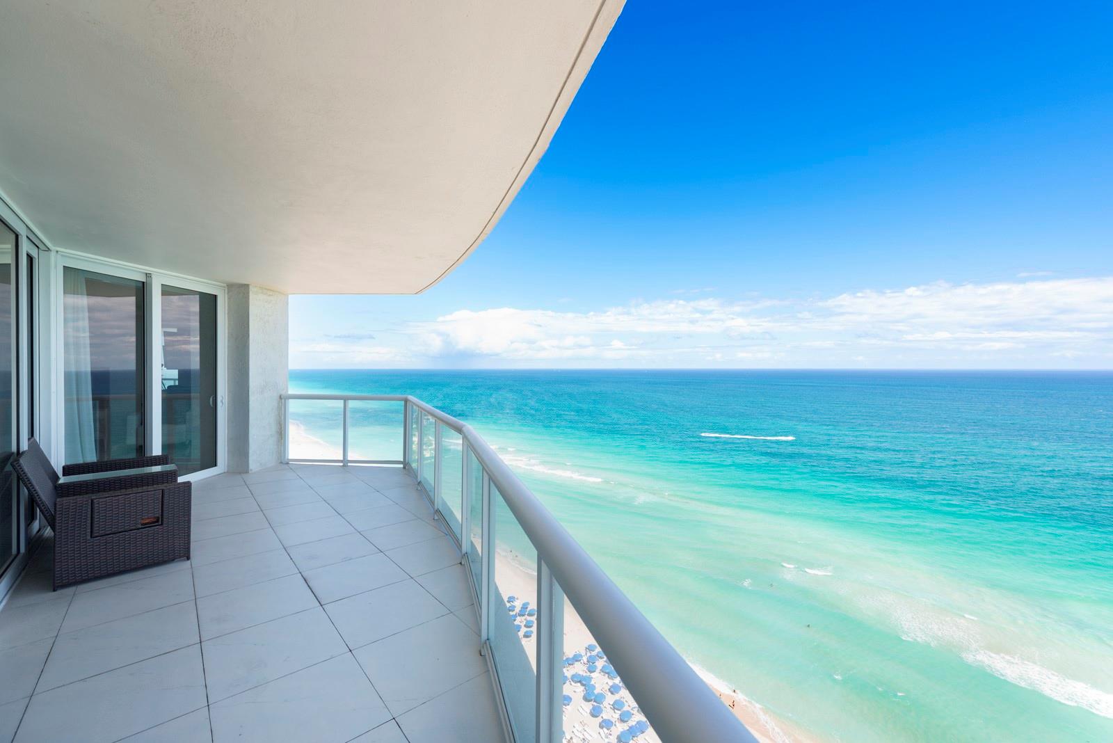 18671 Collins Ave 2401