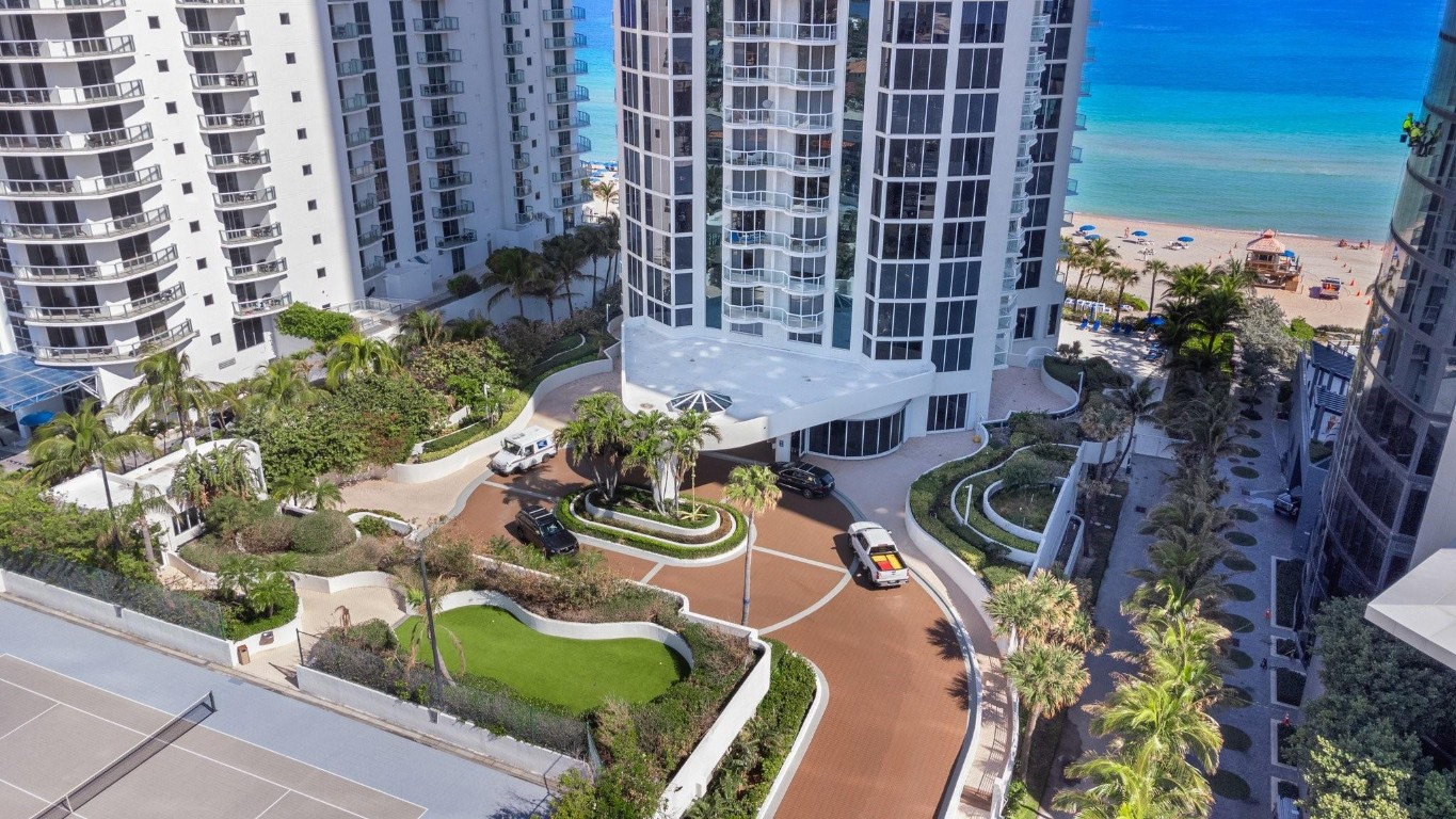 Millennium Condo - Residential