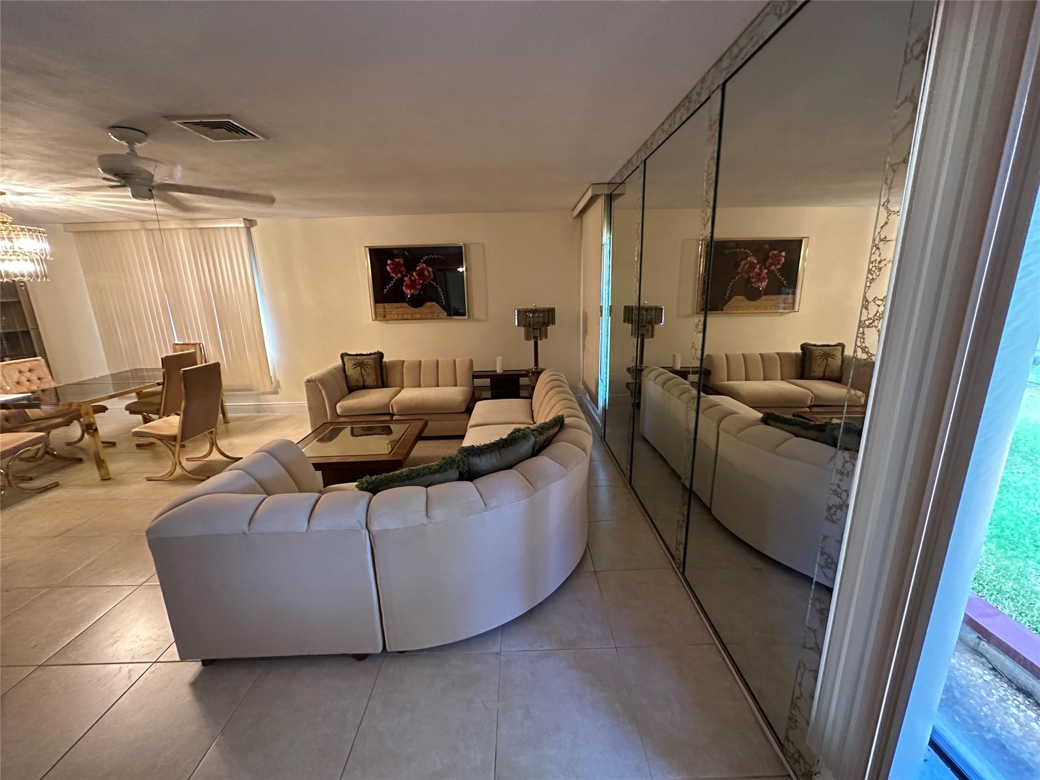 MIAMI LAKES LOCH NESS SEC - Residential