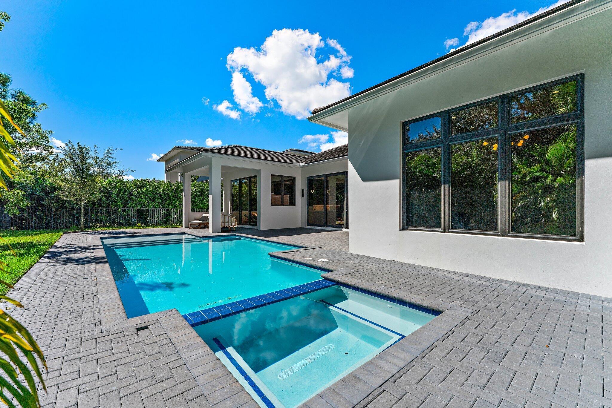 SYMPHONY AT JUPITER - Residential